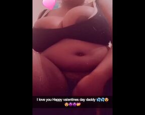 Pussy stay wet. Who wanna fuck me good?