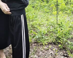 Neighbor Sucks My Dick in a Park and Swallows Hot Cum