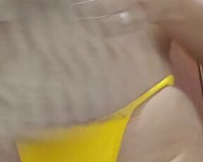 Mostrando o pepekao e pedindo rola